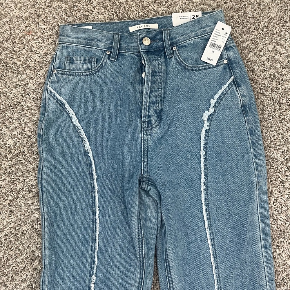 Pacsun NWT high rise bootcut jeans with stitching detail